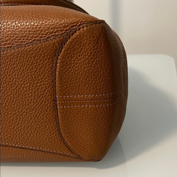 Kate Spade Tan Leather Shoulder Bag with three compartments. - Picture 10 of 12